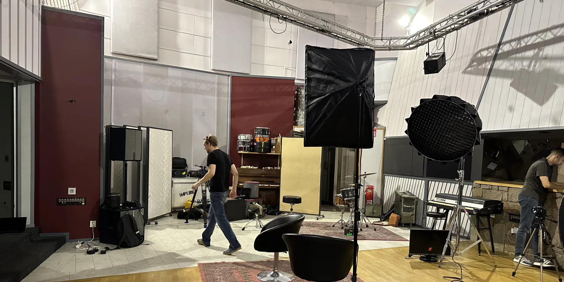IMG_0803_inspelningsrum.webp.0aaad1e8c3ba537ff82c8a3fcc383b3f.webp